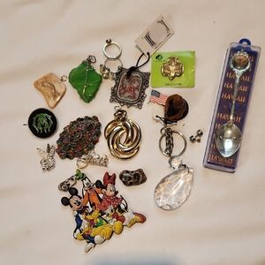 Assorted Lot Jewelry | Brooches | Pendant Collections | Disney |